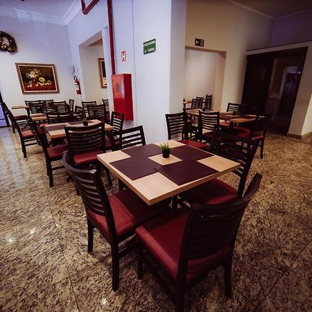 Hotel Euro Suite Pocos De Caldas By Nacional Inn מראה חיצוני תמונה