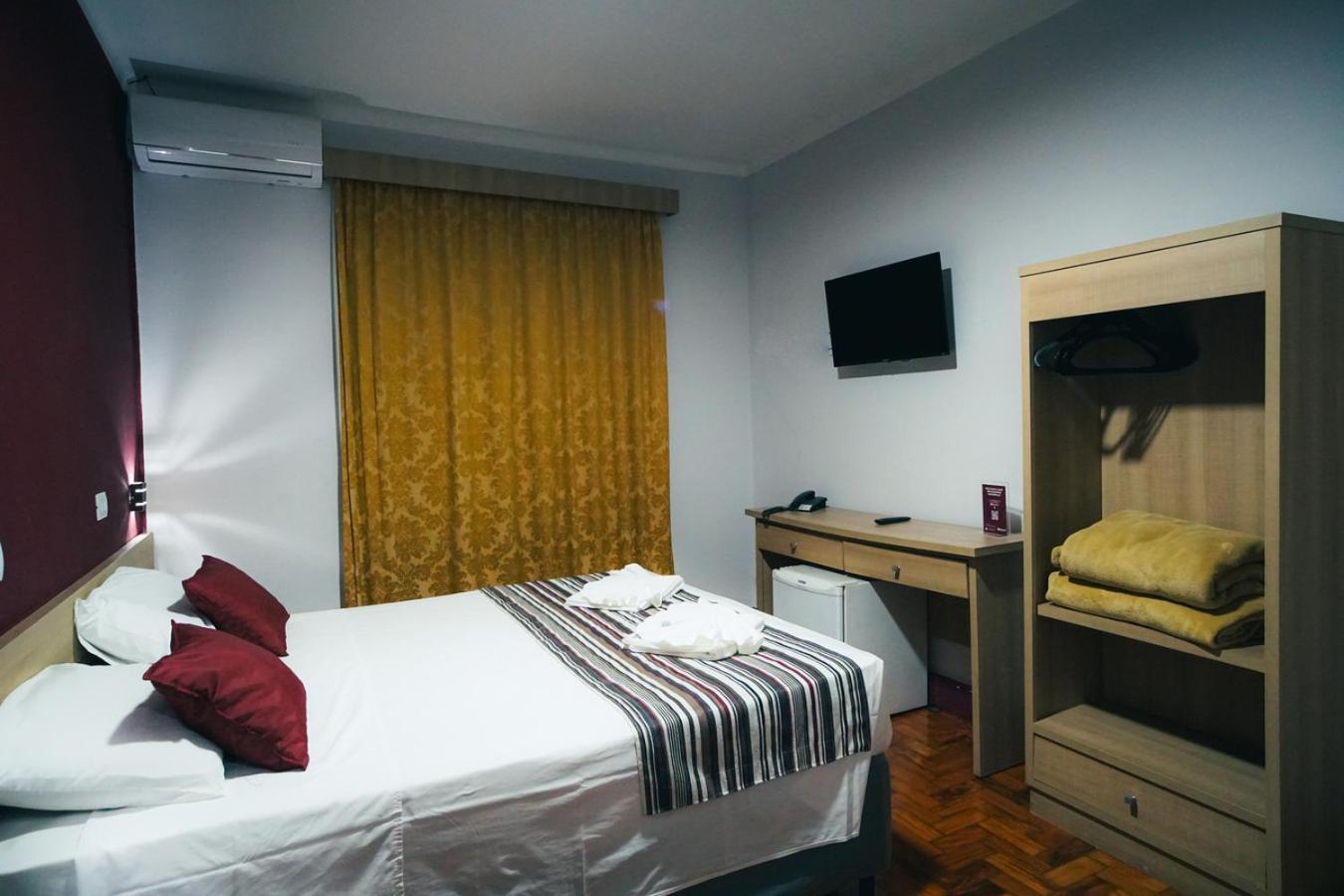 Hotel Euro Suite Pocos De Caldas By Nacional Inn מראה חיצוני תמונה