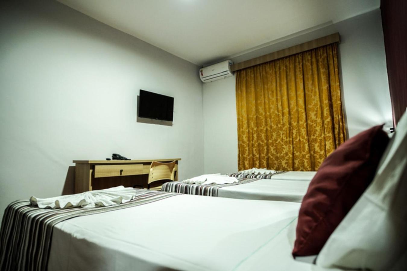 Hotel Euro Suite Pocos De Caldas By Nacional Inn מראה חיצוני תמונה